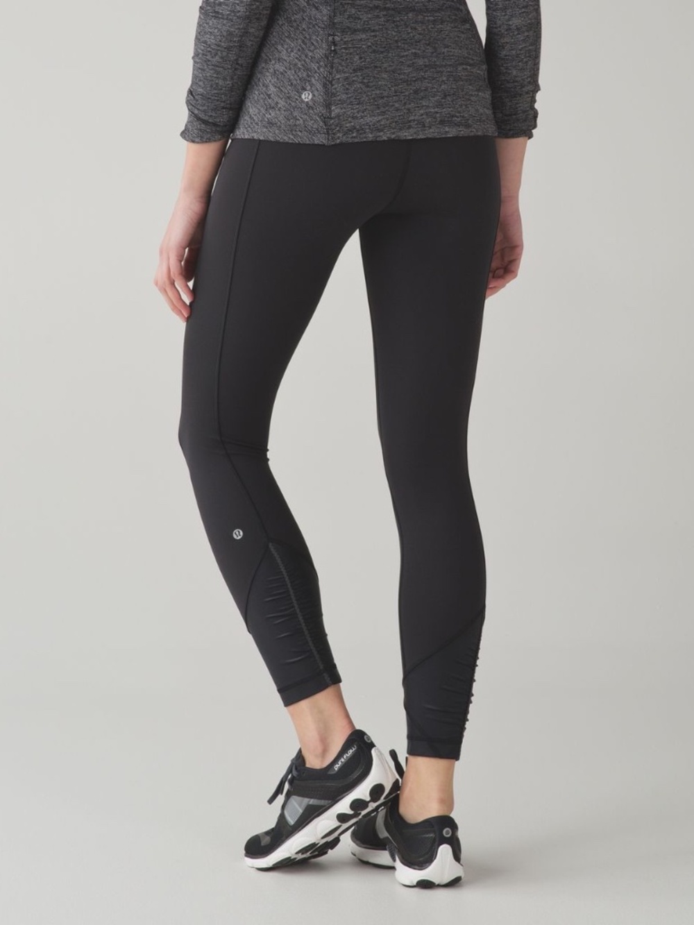 Lululemon Pace Queen Tights Sz 4 Black Metallic Ankle Shiny Ruched Leggings